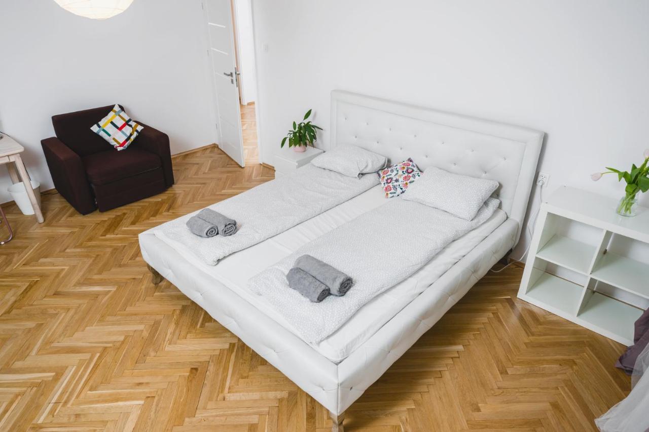 Sunshine Parkside Hideaway - 3 Bedroom - By Upstairs Красков Екстериор снимка