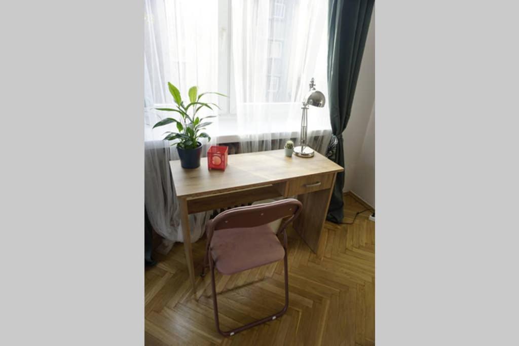 Sunshine Parkside Hideaway - 3 Bedroom - By Upstairs Красков Екстериор снимка